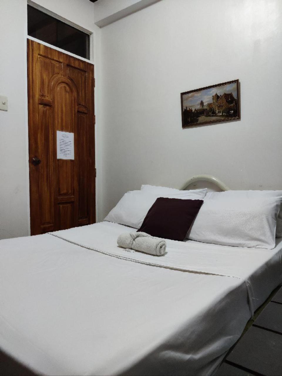 Center Parkway Pension House Kalibo Eksteriør billede